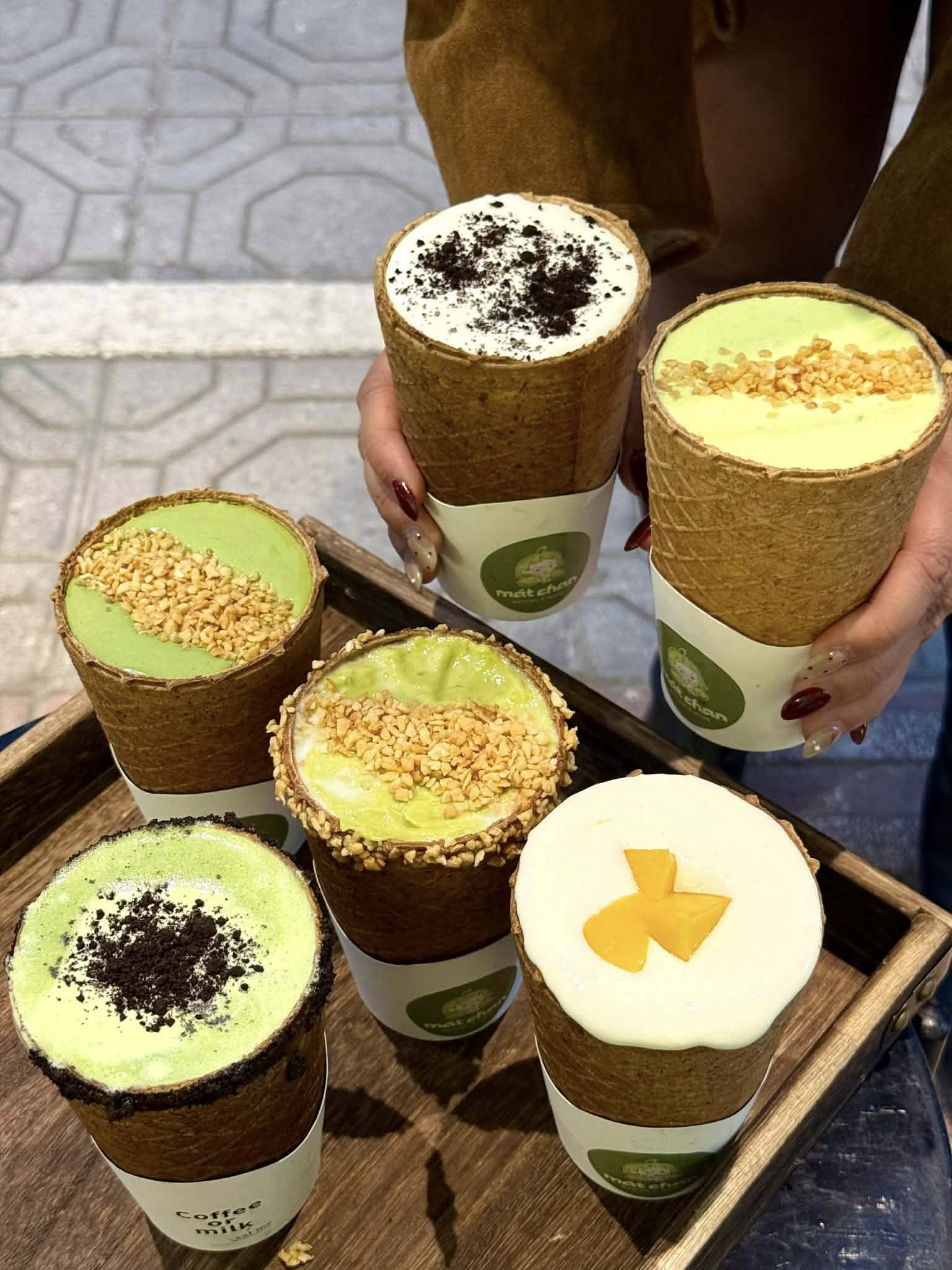 Mát Trà phục vụ đa dạng các loại matcha và đồ uống thơm ngon, giải nhiệt