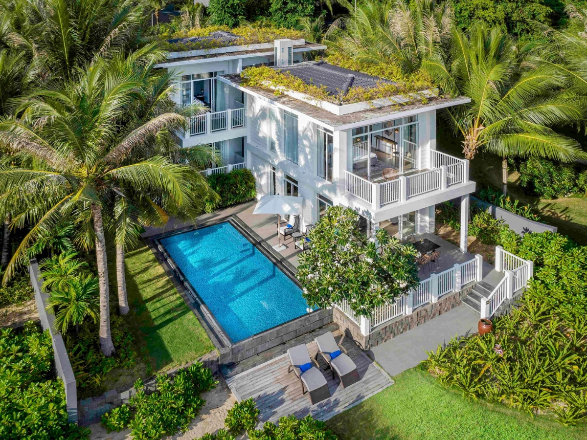 Resort sở hữu không gian riêng tư, yên tĩnh, mang đến kỳ nghỉ thoải mái.