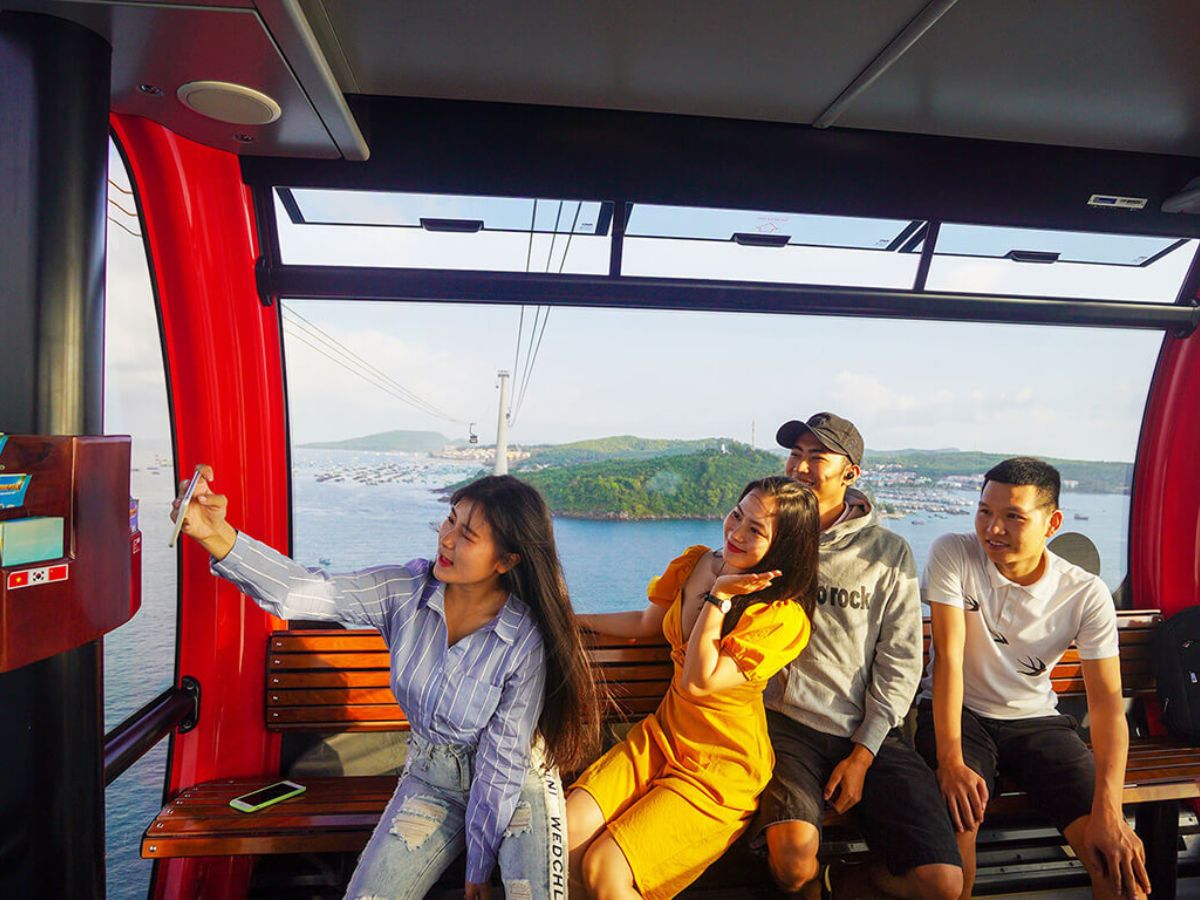 Cáp treo Hòn Thơm mang đến trải nghiệm chụp ảnh đặc sắc tại Nam đảo Phú Quốc