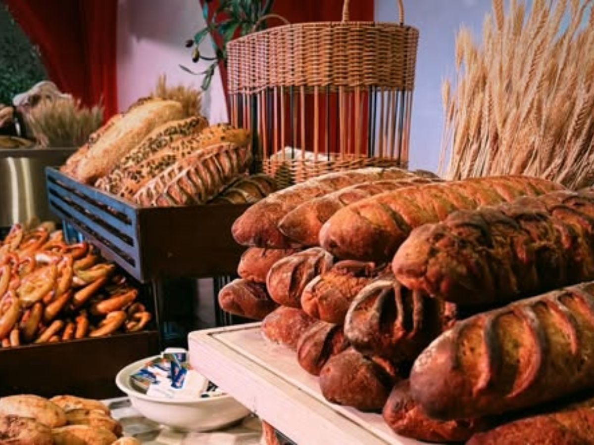 Các món ăn kèm trong bữa ăn tại Sun Bavaria GastroPub.