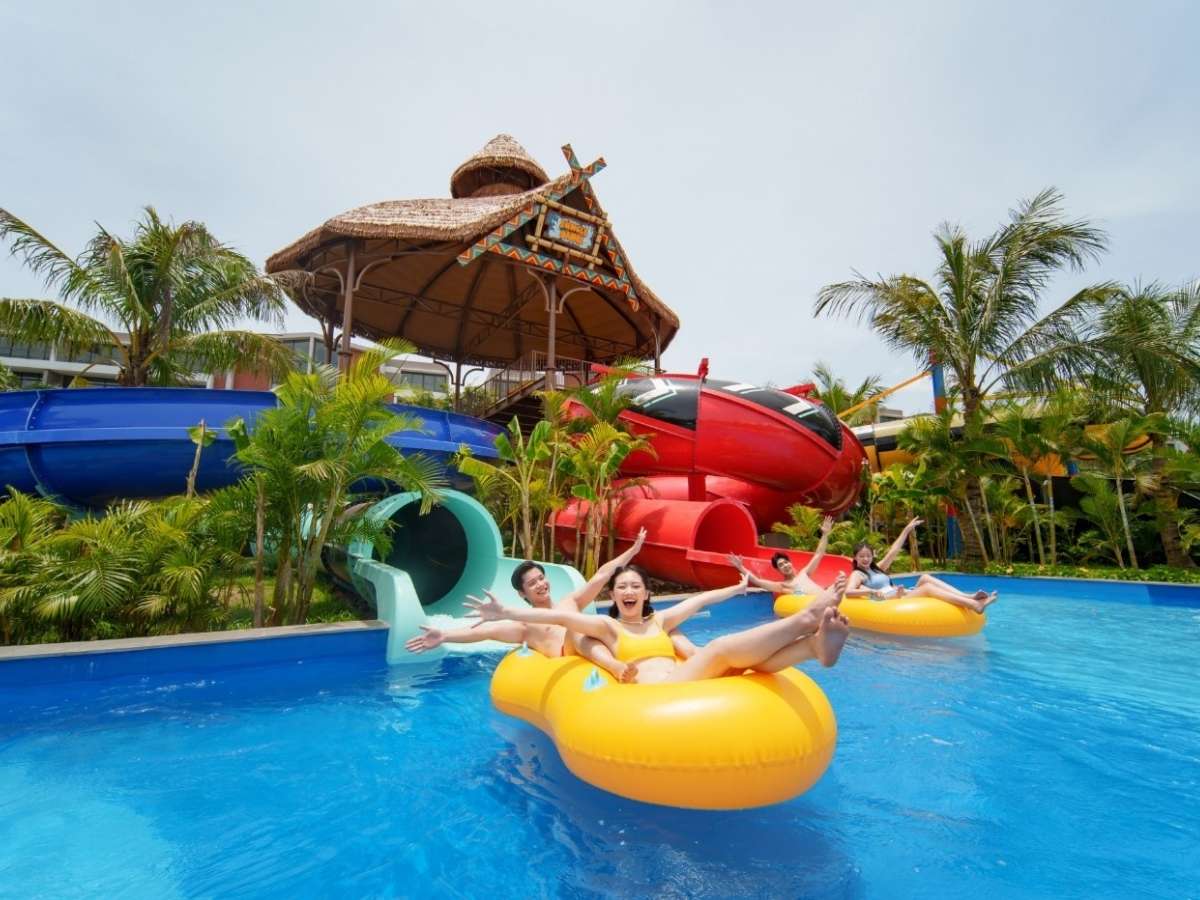 Phú Quốc phù hợp du khách yêu thích vui chơi giải trí và nghỉ dưỡng sôi động.