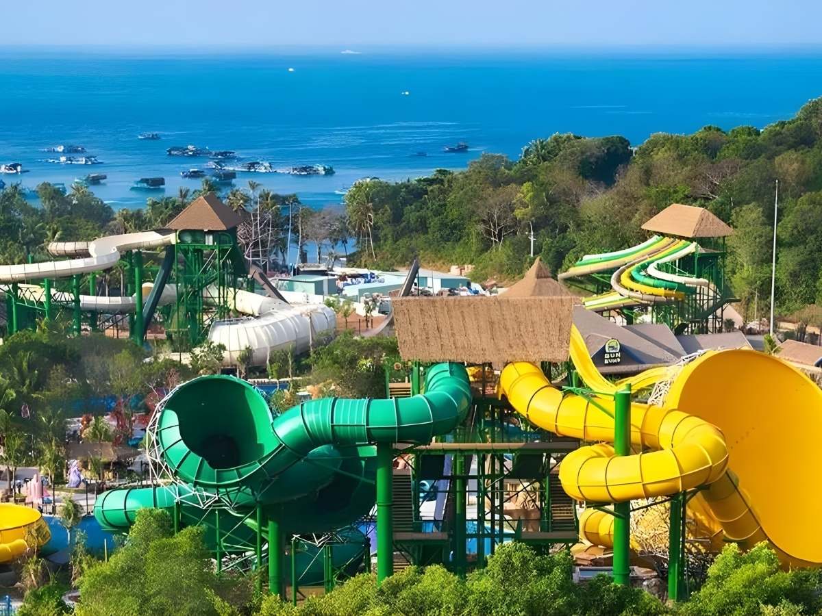 Sun World Hon Thom là điểm vui chơi nổi bật tại Nam đảo Phú Quốc.